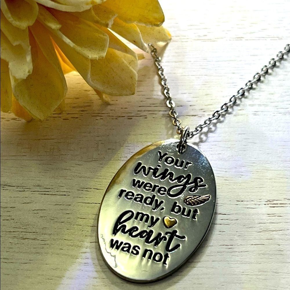 🎄Your Wings Were Ready Pendant Chain Necklace